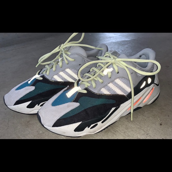 Yeezy 700 Wave Runners Size: 9.5 (NO BOX) - Picture 1 of 7